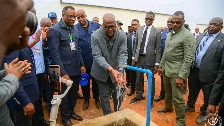 RDC-Kamina : Félix Tshisekedi inaugure l’usine de traitement d’eau de Lovoy et met fin à 50 ans de pénurie