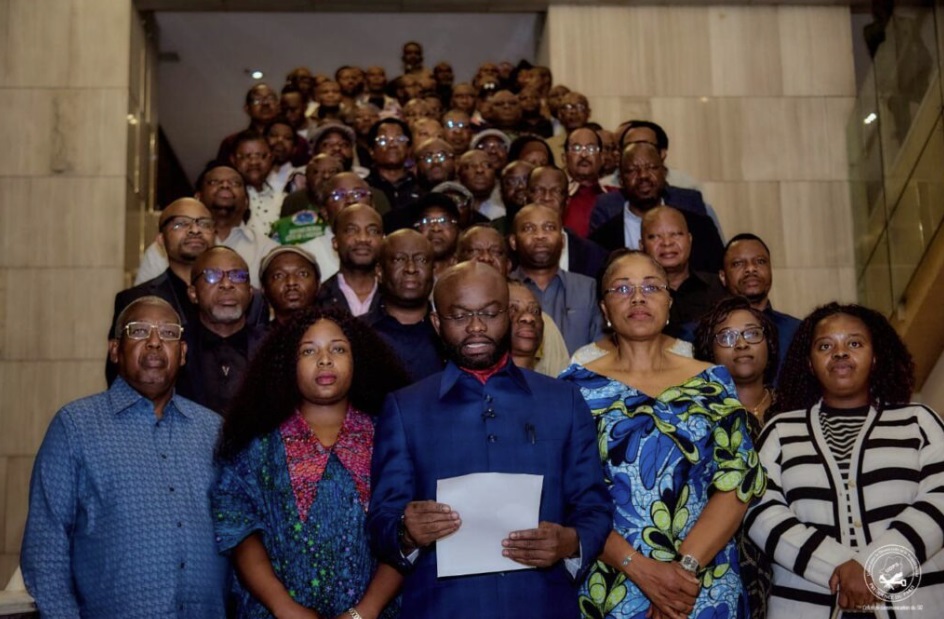 RDC – Politique : l’UDPS/Tshisekedi muscle son dispositif pour le référendum et le dialogue national